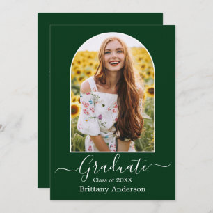 Moderne Arch Calligraphy Green Graduation Party Kaart