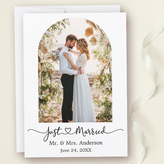 Moderne Arch Calligraphy Heart Photo Wedding Aankondiging