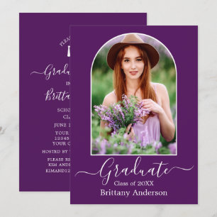 Moderne Arch Calligraphy Paars Graduation Party Kaart