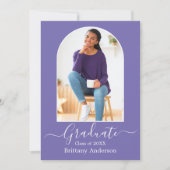 Moderne Arch Calligraphy Periwinkle Afstuderen Aankondiging (Voorkant)
