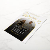 Moderne Arch Gold Foil Script & Photo Wedding Foli Folie Uitnodiging (Gedraaid)