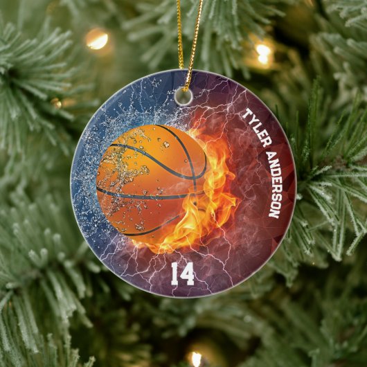 Moderne basketbalnaam en spelersnummer Fire Ice Keramisch Ornament (Boom)
