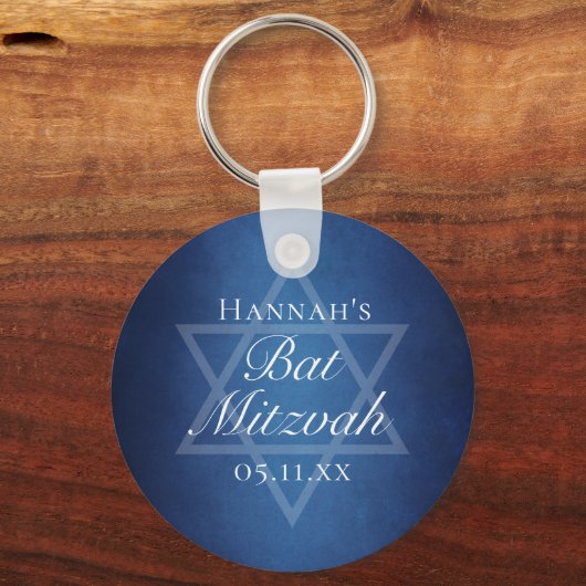 Moderne Bat Mitzvah Blauwe Ster van David Custom P Sleutelhanger (Achterkant)
