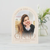 Moderne Beige 2 Arc Photo Grad Faire-part (Debout devant)