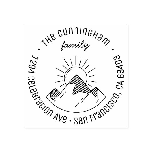 Moderne bergen & Sun Familienaam Return-adres Rubberstempel (Afrduk)