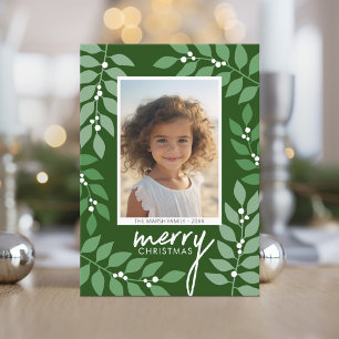 Moderne bessen eucalyptus takken - foto olijf feestdagenkaart