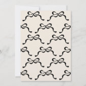 Moderne Black Cream Retro Bows Fotobruiloft Kaart (Achterkant)