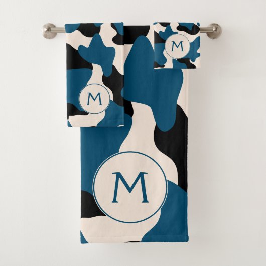 Moderne blauwe monogram Koe afdrukken Bad Handdoek (Insitu)