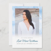 Moderne Blue Clouds Memorial begrafenis Bedankkaart (Voorkant)