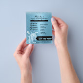 Moderne Blue House Schoonmaak Service Housekeeping Flyer (Hand)