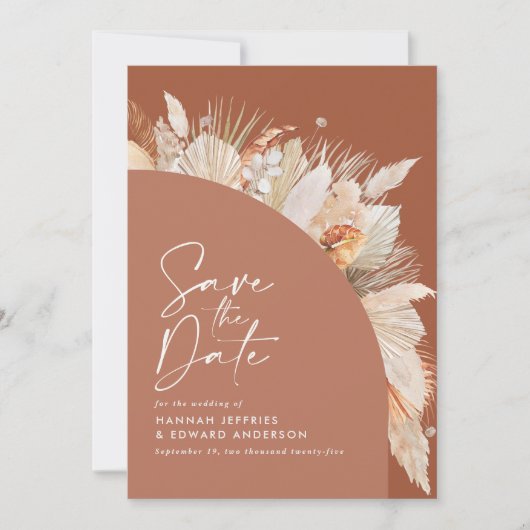 Moderne bohemische terracotta pampas, stijlvol save the date (Voorkant)