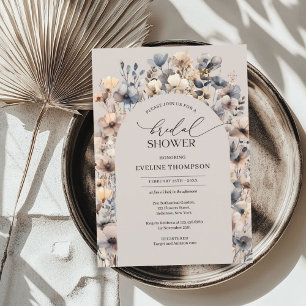 Moderne boho boog herfst neutrale wilde bloemen kaart