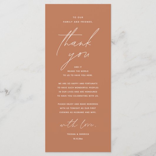 Moderne bruiloft in een binnenste plaats Hartelijk Programma (Voorkant)