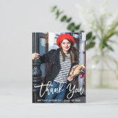 Moderne Brush Script Afstuderen Bedankt Wit Briefkaart (Staand voorkant)