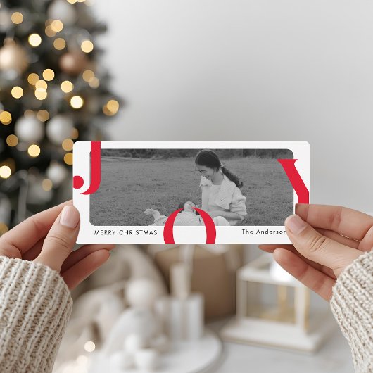 Moderne carte de Noël avec typographie JOY en gras