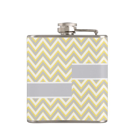 Moderne chevron grijs, gele bruiloft gepersonalise heupfles (Achterkant)