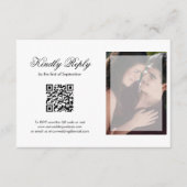 Moderne Chic Script Photo QR Code Weddenschap RSVP Kaartje (Voorkant)