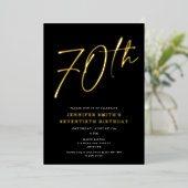 Moderne Chic Script zeventigste 70e verjaardag Folie Uitnodiging (Staand Voorkant)