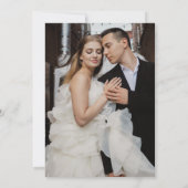 Moderne Chic Witte Rozen Bruiloft Kaart (Achterkant)