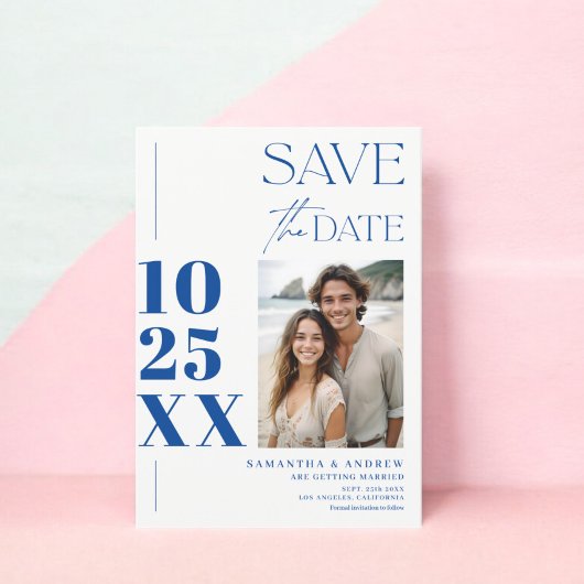 Moderne chique eenvoudige vet script blauw wit bru save the date