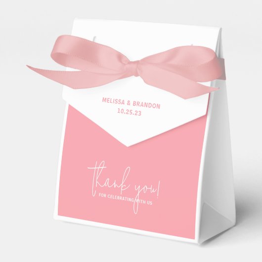 Moderne Chique Pastel Roze Script Typografie Bruil Bedankdoosjes (Voorkant Zijde)