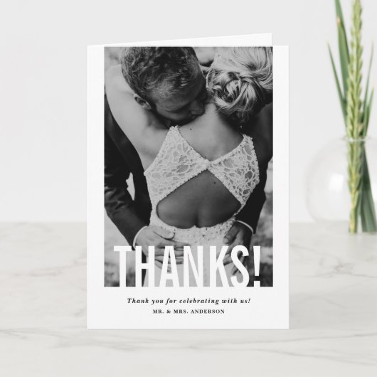 Moderne Cutout Overlay Verticale foto bruiloft Bedankkaart (Voorkant)