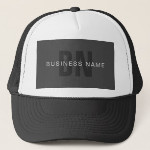 Moderne donkergrijze bewerkbare monogram ontwerp s trucker pet