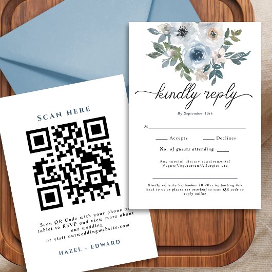 Moderne Dusty Blue Floral QR Code Mariage Carte RS