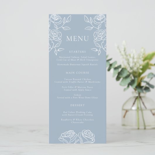 Moderne Dusty Blue Rose Menu Mariage (Debout devant)