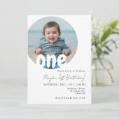 Moderne Eenvoudige Baby Ronde Foto Verjaardag Kaart (Staand voorkant)
