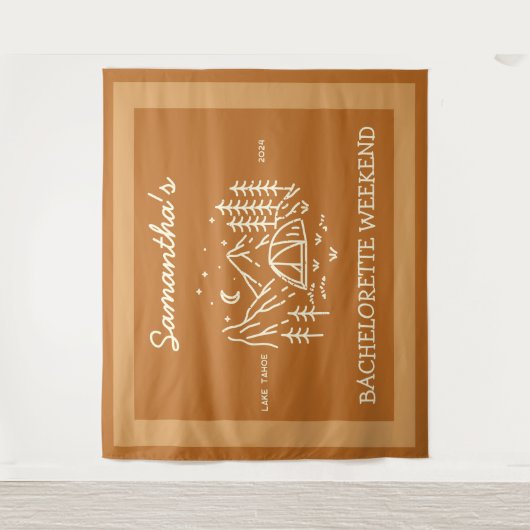 Moderne Eenvoudige Camping Bachelorette Party Natu Wandkleed (Voorkant)
