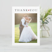Moderne eenvoudige typografie 2 foto bruiloft bedankkaart (Staand voorkant)