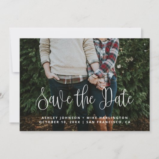 Moderne, eenvoudige witscript calligrafie bruiloft save the date (Voorkant)