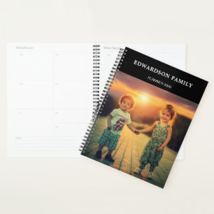 Moderne eenvoudige zwarte familie foto's monogram planner