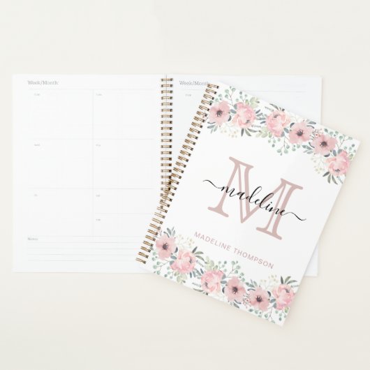 Moderne Elégant Floral Blush Pink Monogram Planner (Devant avec enveloppe)
