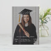 Moderne Élégante Célébration Graduation Invitation (Debout devant)
