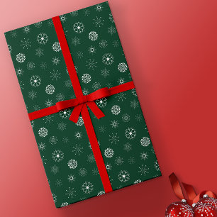 Moderne Elegante Groene & Witte Sneeuwvlokken Kers Cadeaupapier