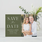 Moderne elegante olijfgroene foto save the date (Staand voorkant)