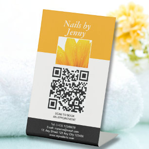 Moderne Elegante Oranje Witte Bloem Nagelstudio Reclamebord Met Voetstuk