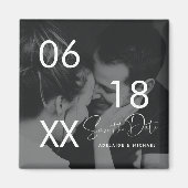 Moderne Elegante Script Couple Foto Save the Date Magneet (Voorkant)