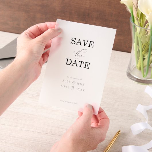 Moderne elegante typografie Save the Date Overlay Vellum Uitnodigingen (Draagbaar)