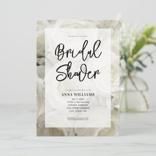 Moderne Elegante Witte Roos Bloemrijke Bruidsfeest Kaart (Staand voorkant)