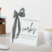 Moderne Elegante Zwarte Strik Raad Hoeveel Kurken Reclamebord Met Voetstuk (Insitu)