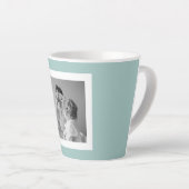 Moderne familiefoto Gemakkelijk met een eenvoudige Latte Mok (Rechterhoek)