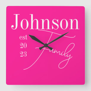 Moderne familienaam Hot Pink Vierkante Klok