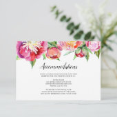 Moderne Floral Coral Peony Trouwaccommodaties Informatiekaartje (Staand voorkant)