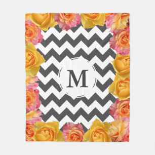 Moderne Floral Rozen en Initiaal Chevrons Fleece Deken