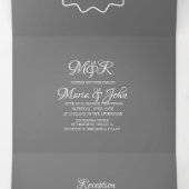 Moderne Folie Groene Ring Trouwlogo Drieluik Uitnodiging (Binnenkant midden)