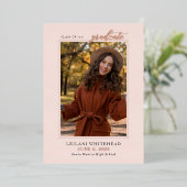 Moderne foto Afstuderen Blush Folie Uitnodiging (Staand Voorkant)