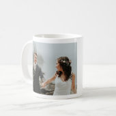 Moderne foto bruiloft gepersonaliseerde scriptname koffiemok (Voorkant links)